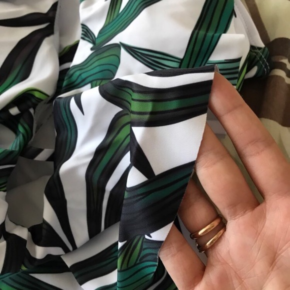 Tropical Palm Tree Ruffle Monokini - Picture 5 of 6